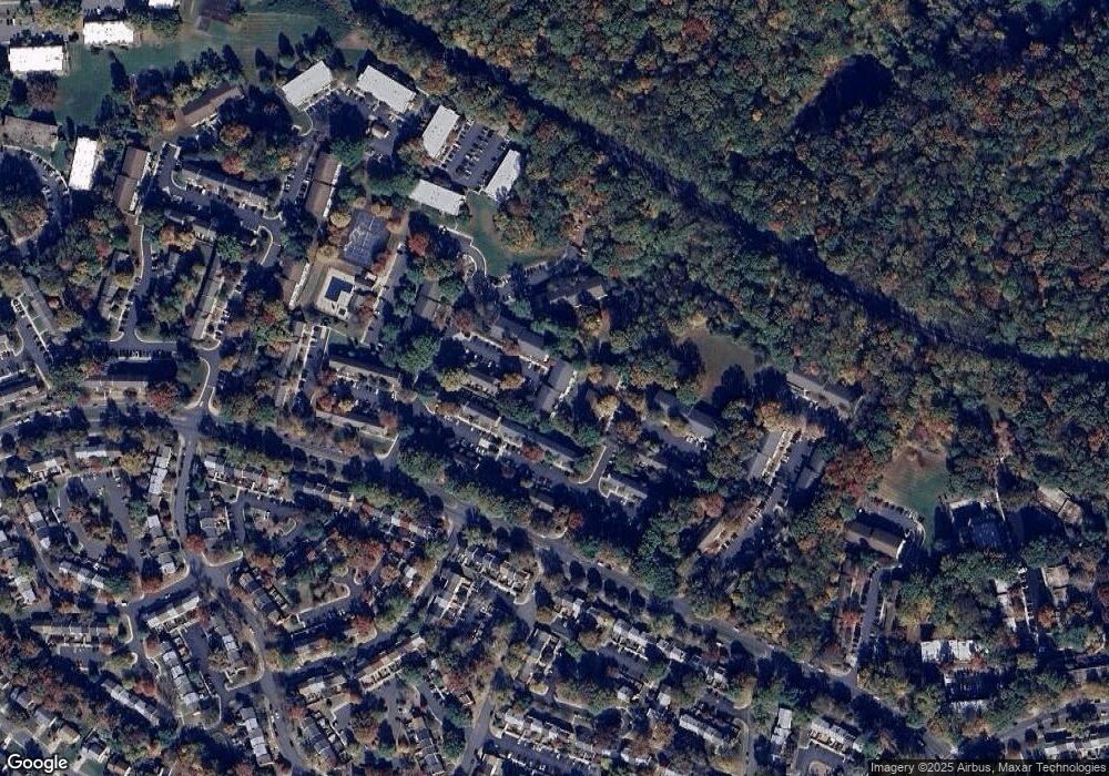 8354 Dunham Ct, Springfield, VA 22152 - photo 1