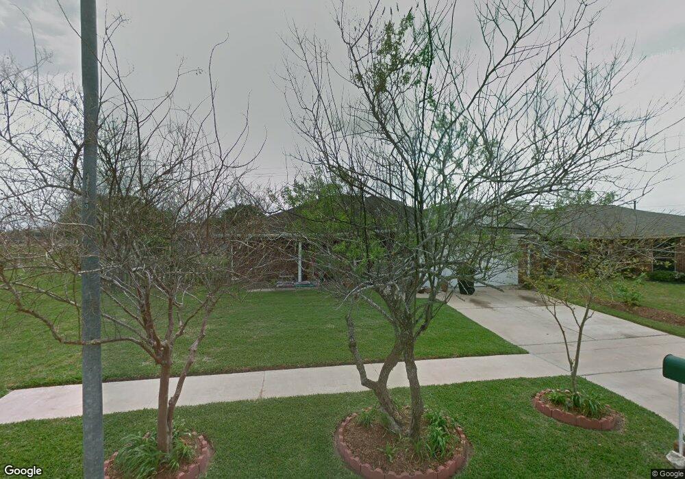 9562 Carmalee St, Houston, TX 77075 - photo 1