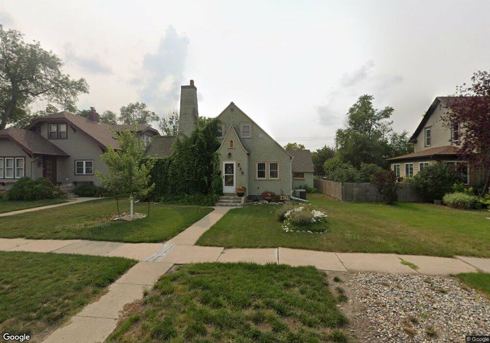 710 5th Ave SE, Jamestown, ND 58401 - photo 1