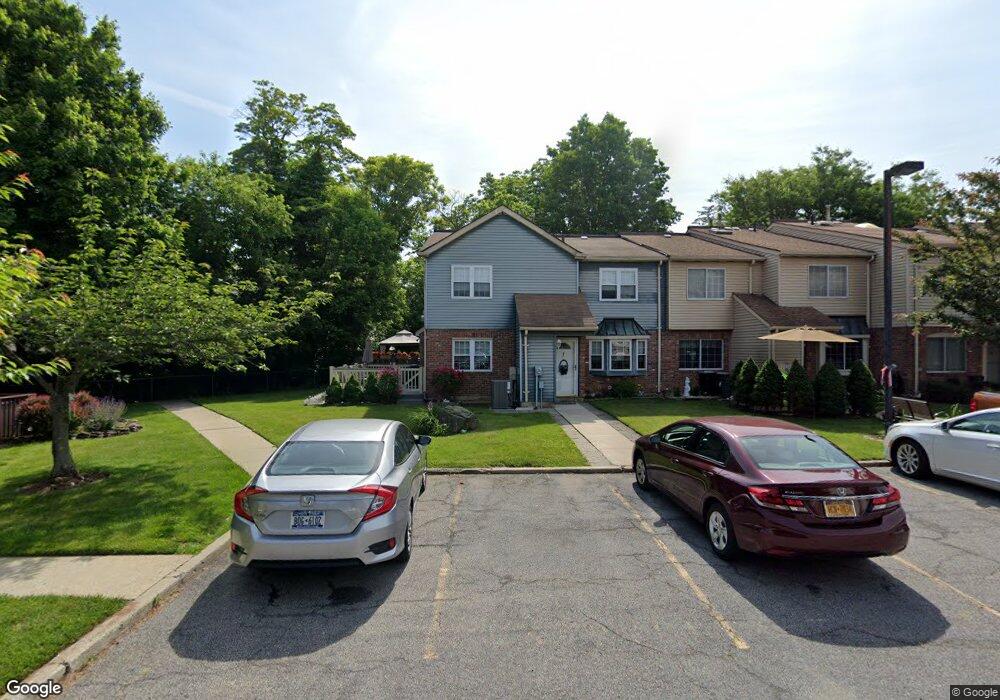 157 Arthur Kill Rd unit A, Staten Island, NY 10306 - photo 1