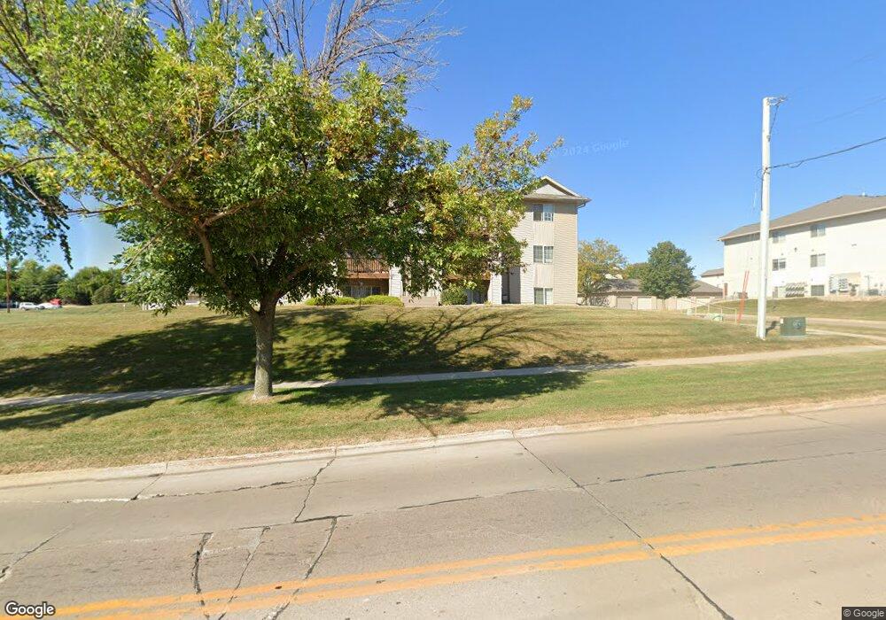 3110 Wilson Ave SW unit C4, Cedar Rapids, IA 52404 - photo 1