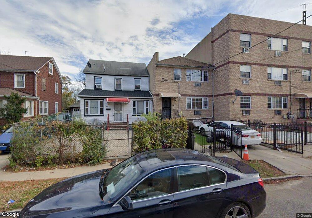 9811 197th St, Hollis, NY 11423 - photo 1