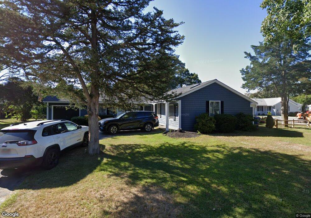 16 Meribah Ln, Falmouth, MA 02540 - photo 1
