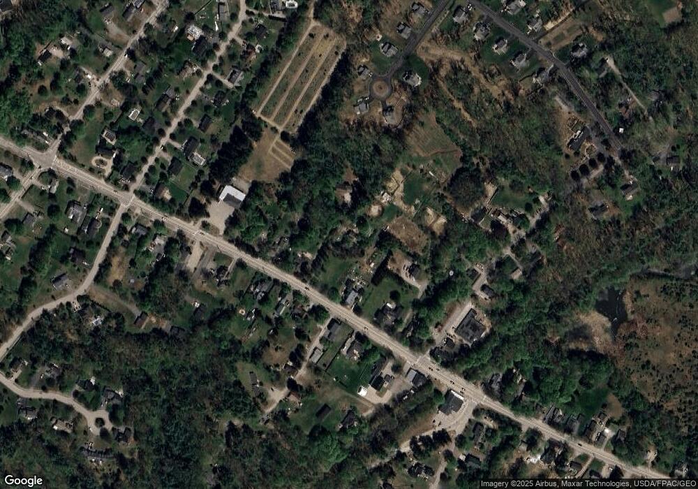 139 Alfred Rd, Kennebunk, ME 04043 - photo 1