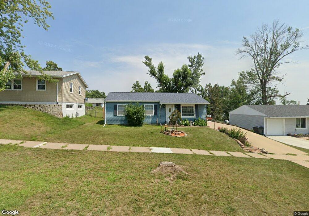 919 18th St NW, Cedar Rapids, IA 52405 - photo 1