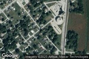 302 E Hackett St, Carlisle, IN 47838
