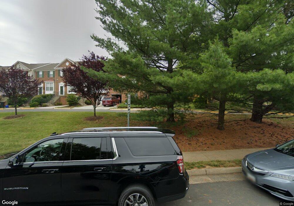 13500 Nickleback Ct, Herndon, VA 20171 - photo 1