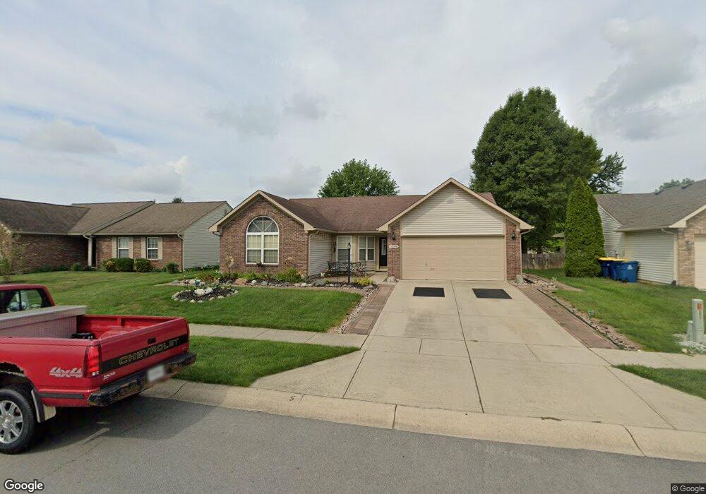 12748 Glengary Dr, Fishers, IN 46038 - photo 1
