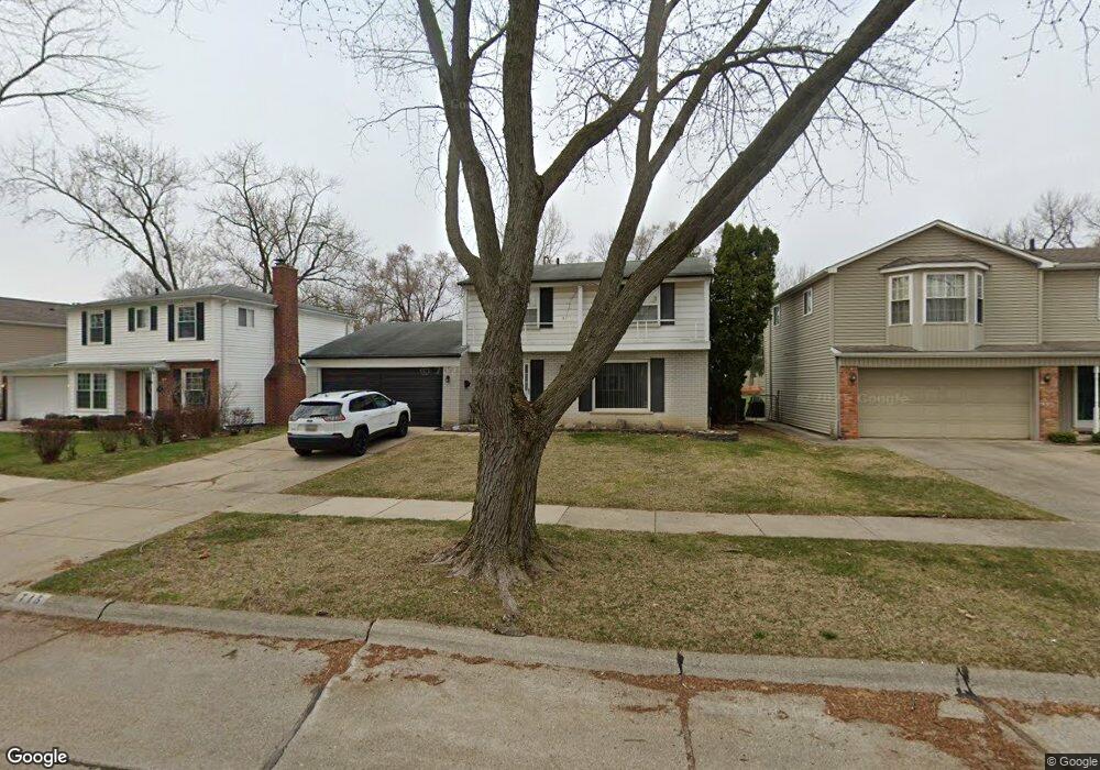 715 Langley Blvd, Clawson, MI 48017 - photo 1