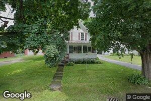 17 Dinsmore St, Bingham, ME 04920