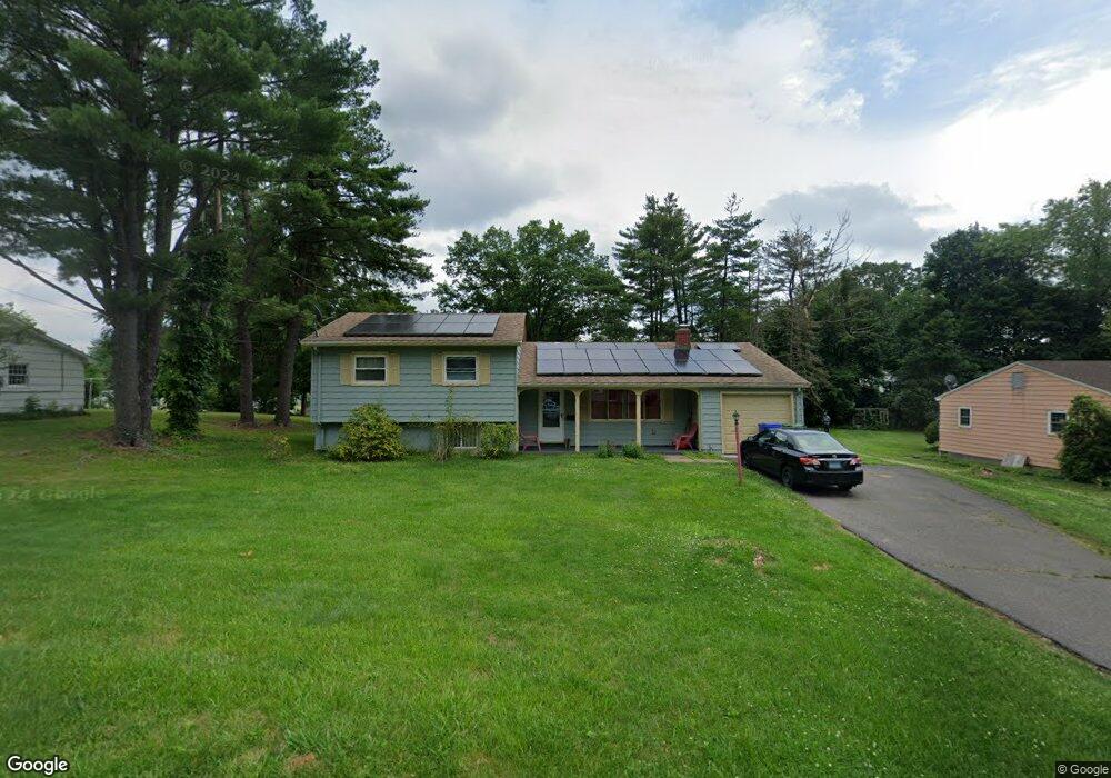 9 Latimer Ln, Bloomfield, CT 06002 - photo 1