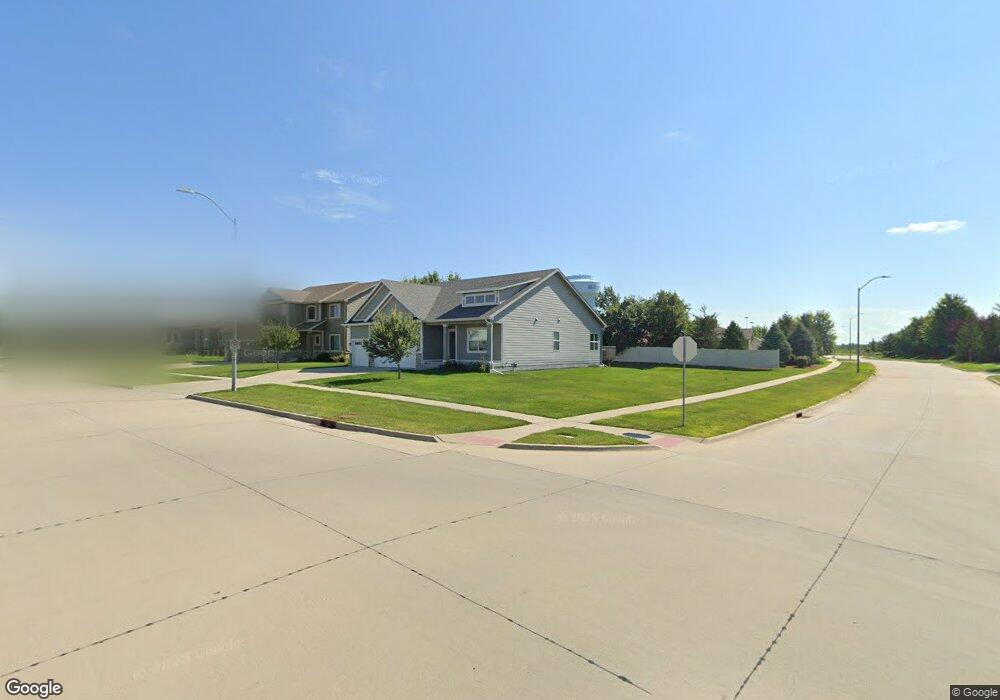 215 91st St, West Des Moines, IA 50266 - photo 1