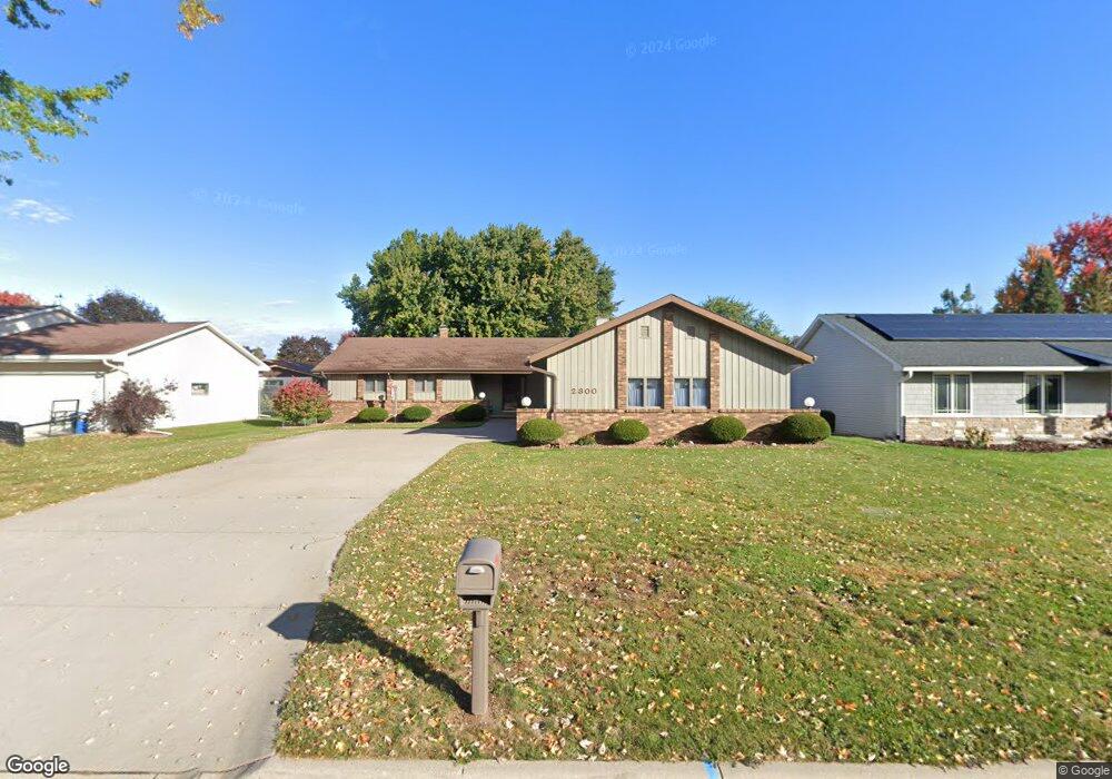 2300 W Cortland Dr, Appleton, WI 54914 - photo 1