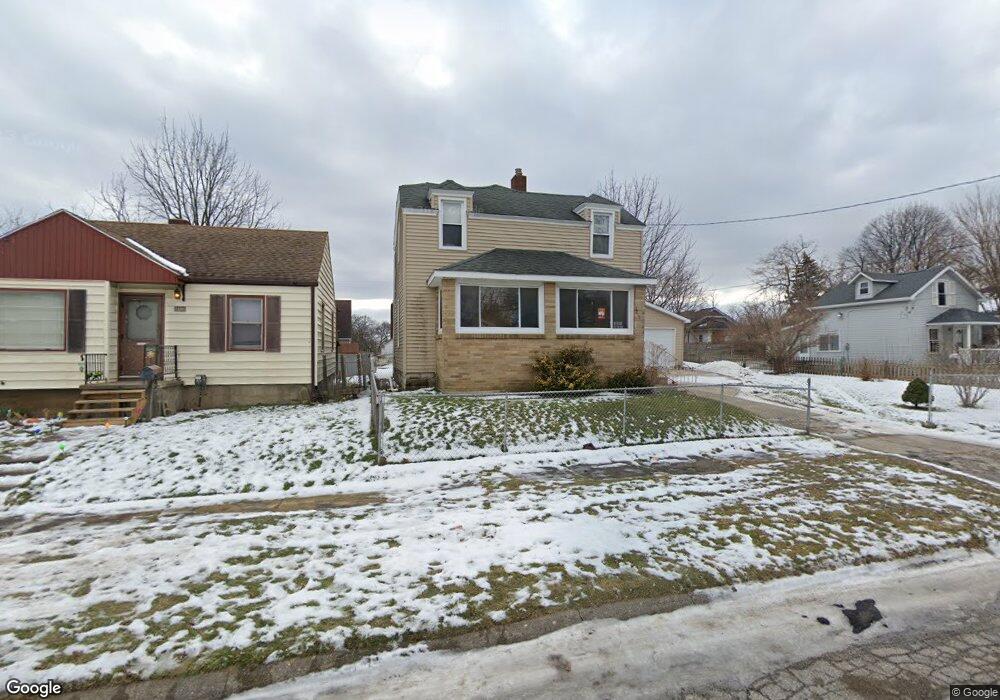 2213 Brown St, Flint, MI 48503 - photo 1
