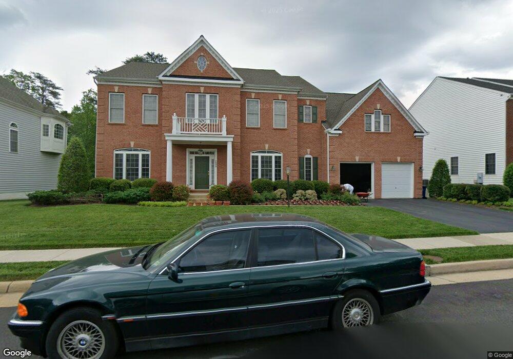 7809 Rose Garden Ln, Springfield, VA 22153 - photo 1