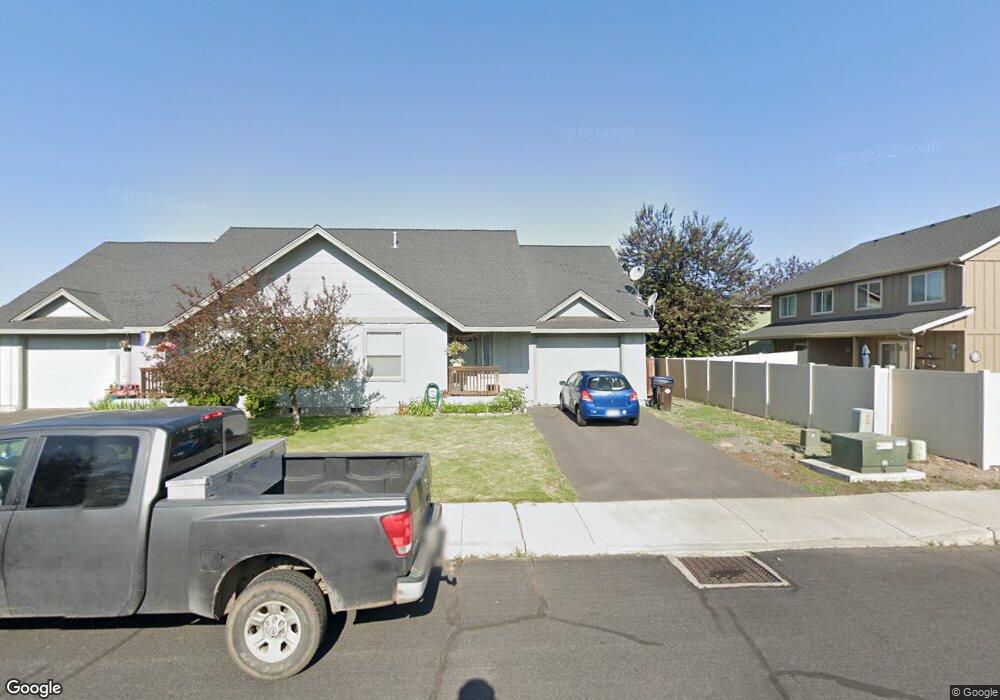 1111 SW 29th St, Redmond, OR 97756 - photo 1