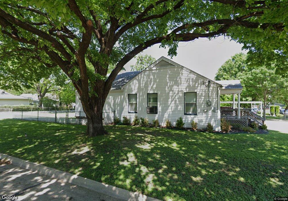 400 E Baylor St, Ennis, TX 75119 - photo 1