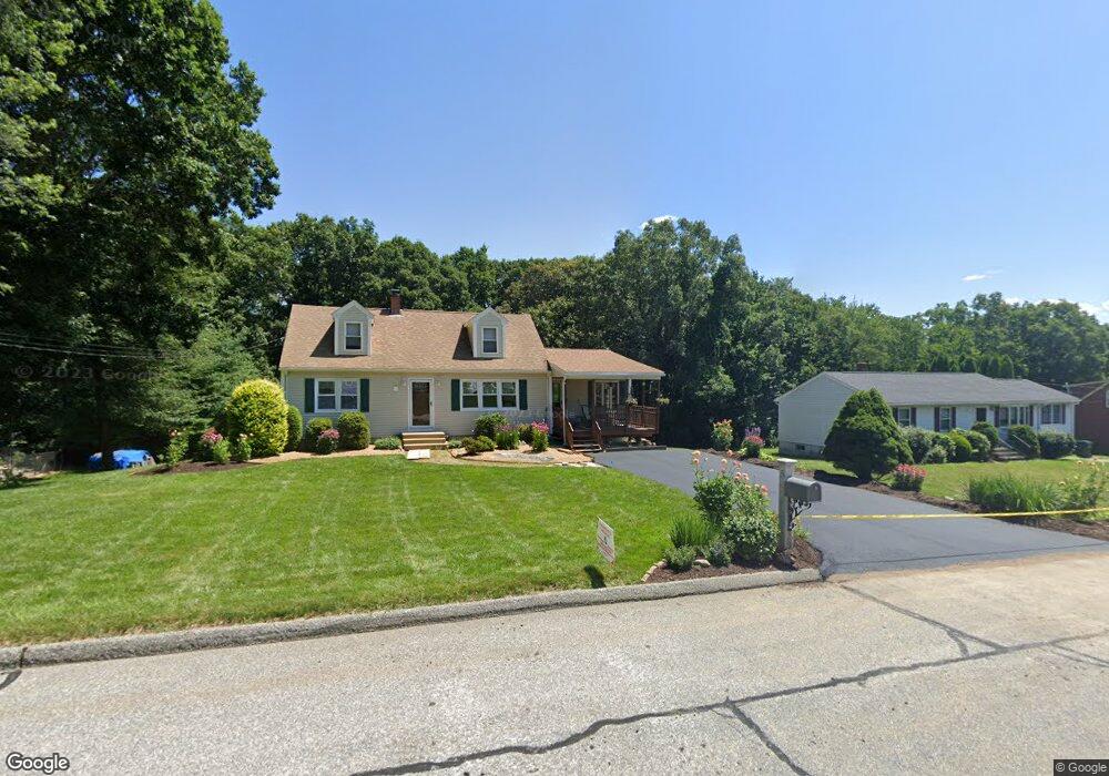 5 W Hollow Ln, Webster, MA 01570 - photo 1