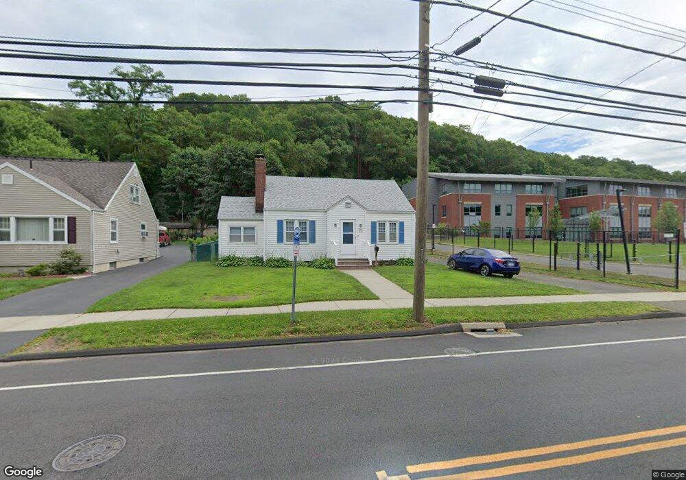 1537 Quinnipiac Ave, New Haven, CT 06513 - photo 1