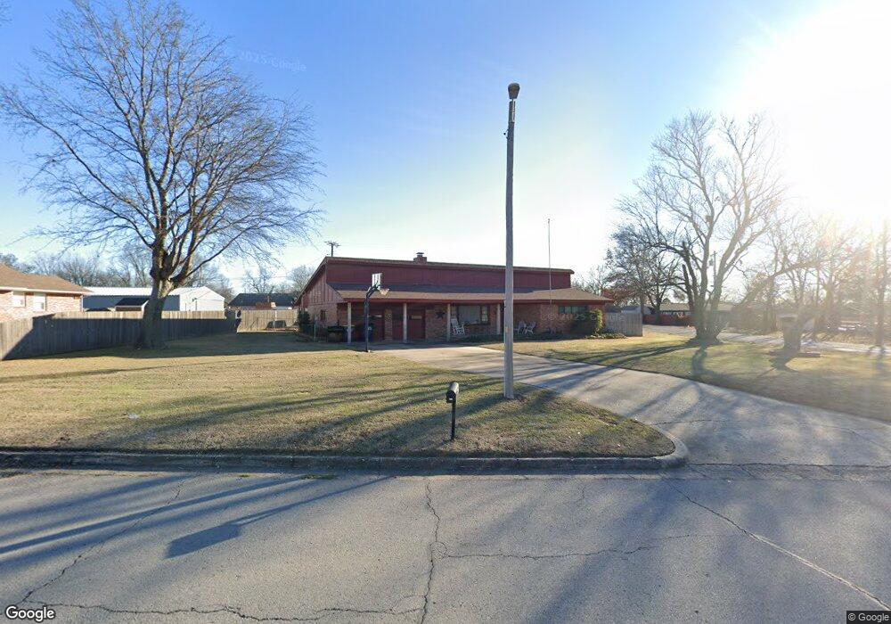 104 E Main St, Glenpool, OK 74033 - photo 1