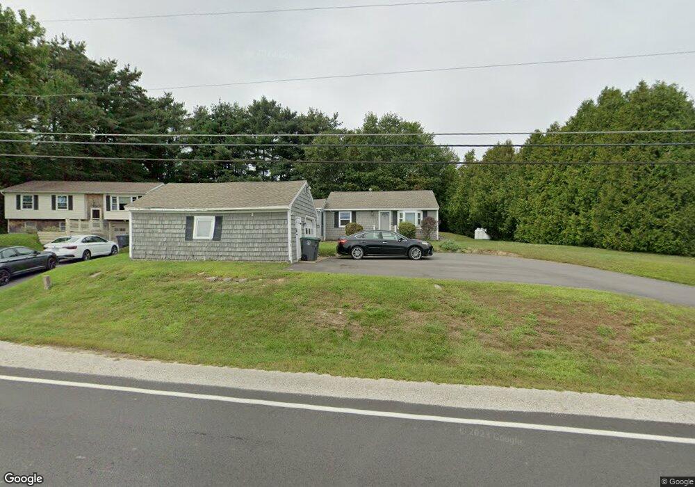 252 Buck St, Pembroke, NH 03275 - photo 1