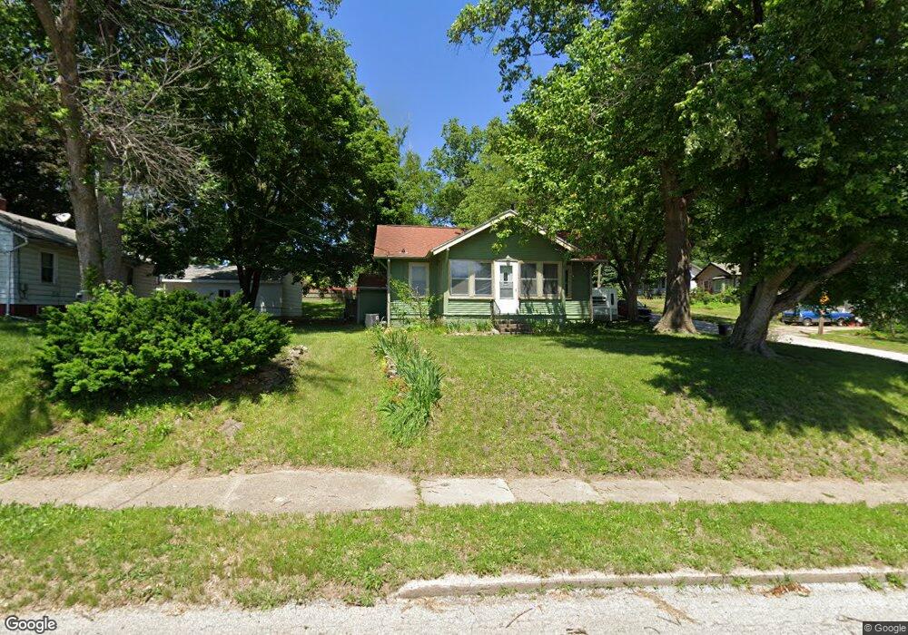 831 Shawnee Ave, Des Moines, IA 50313 - photo 1