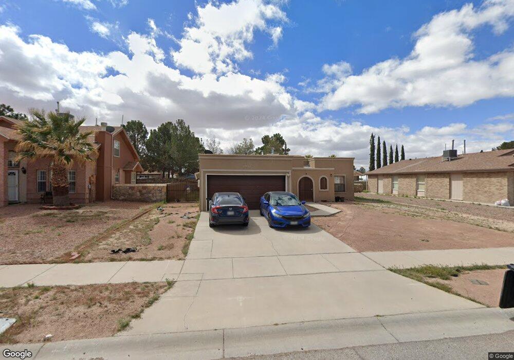 13932 Roslyn Dr, Horizon City, TX 79928 - photo 1