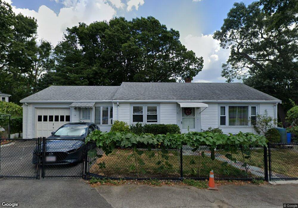 14 Spruce St, Quincy, MA 02171 - photo 1