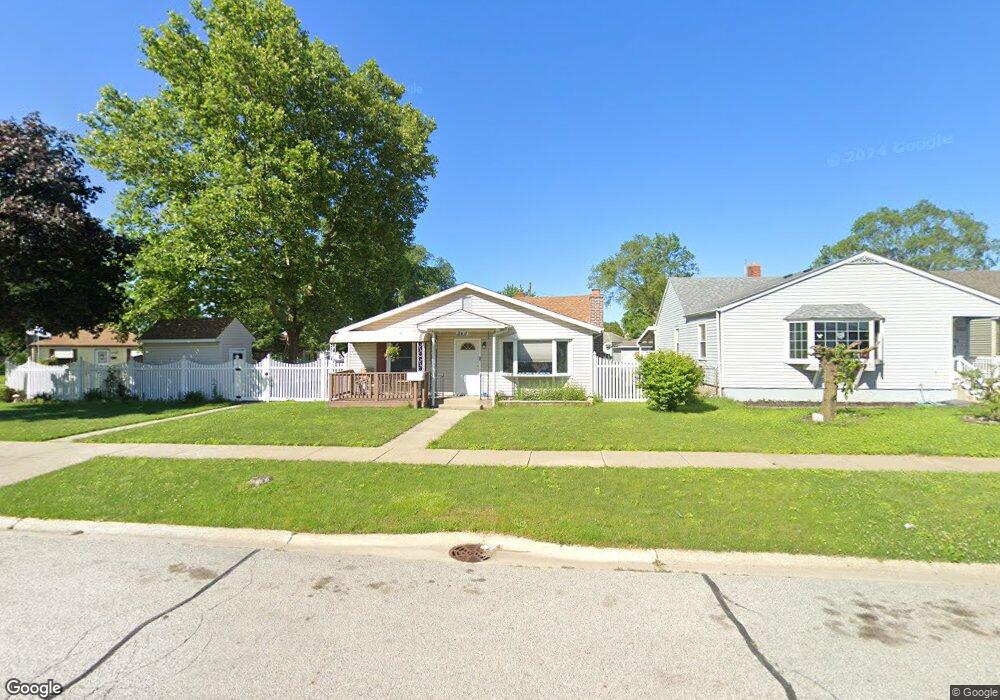 8411 Gordon Dr, Highland, IN 46322 - photo 1