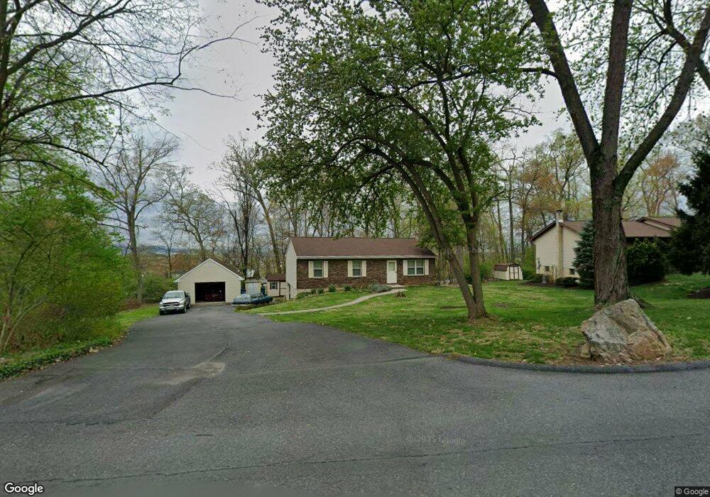 3136 Mannerchor Rd, Temple, PA 19560 - photo 1