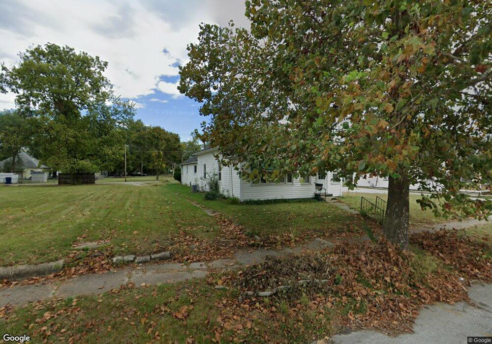 2031 N 19th St, Terre Haute, IN 47804 - photo 1