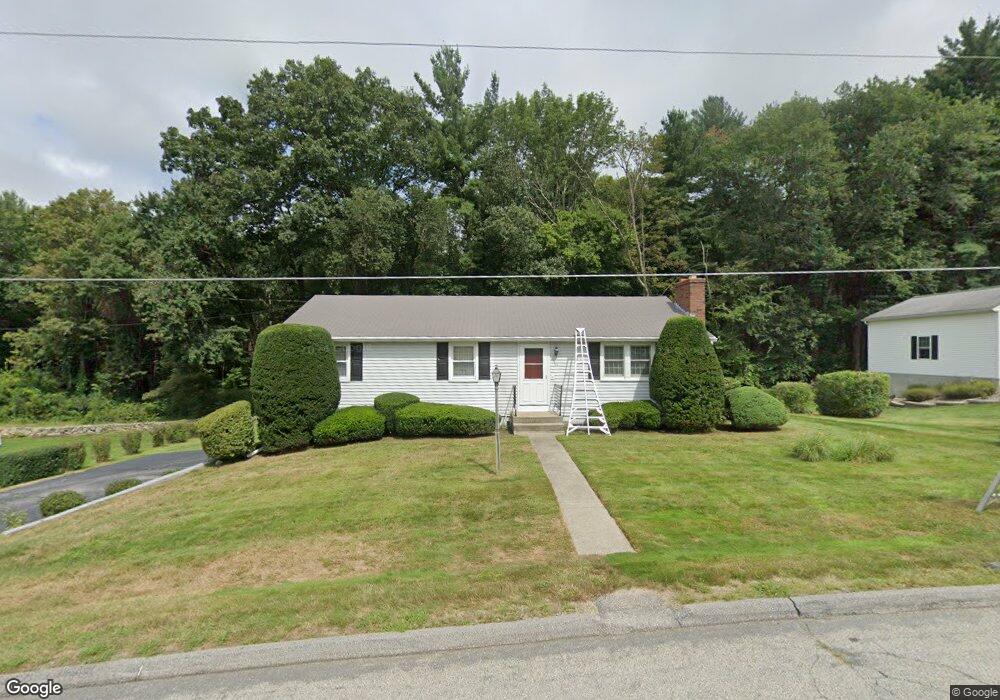 18 Linda Ln, North Grosvenordale, CT 06255 - photo 1