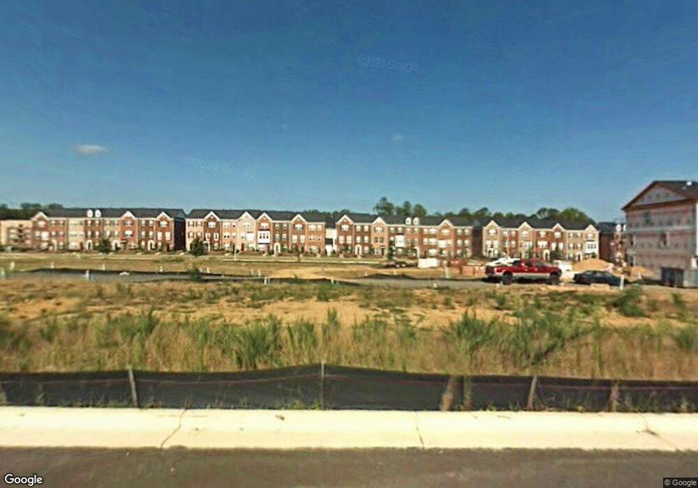 526 Jurgensen Place unit J055, Landover, MD 20785 - photo 1