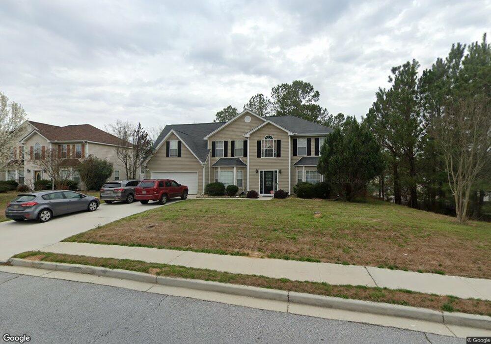 8220 Mckenzie Place unit 2, Lithonia, GA 30058 - photo 1