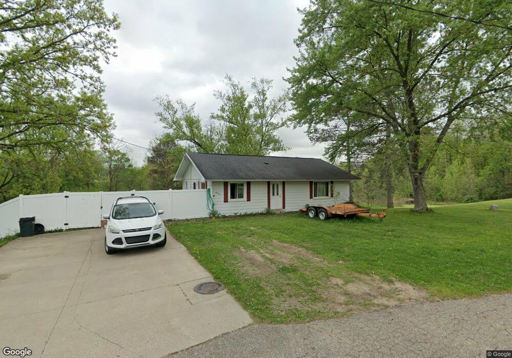 9550 Maple St, New Lothrop, MI 48460 - photo 1