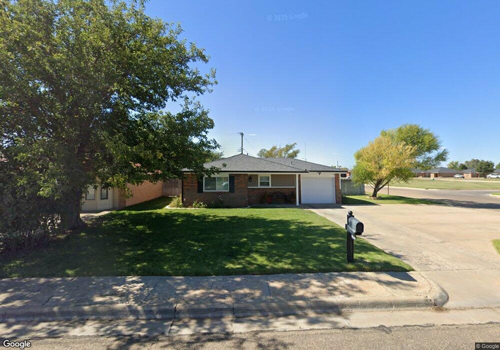 617 Pine Ave, Dumas, TX 79029 - photo 1