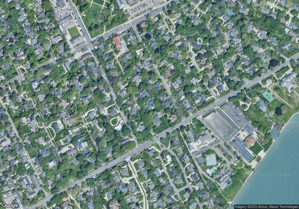 28 Beverly Rd, Grosse Pointe Farms, MI 48236 - photo 1