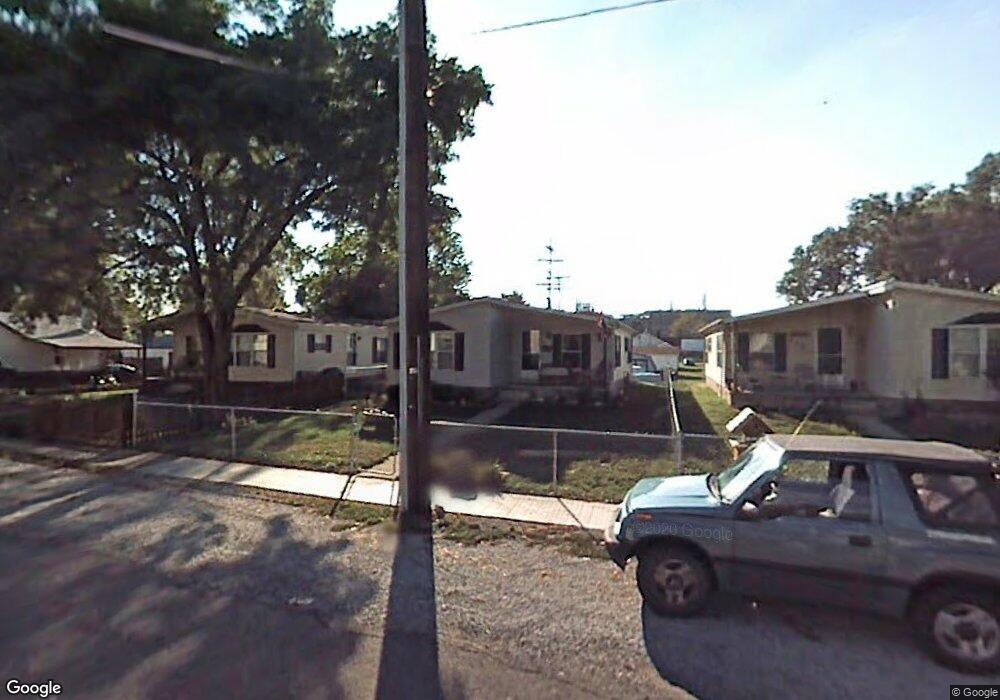 342 N Mapleton St, Columbus, IN 47201 - photo 1