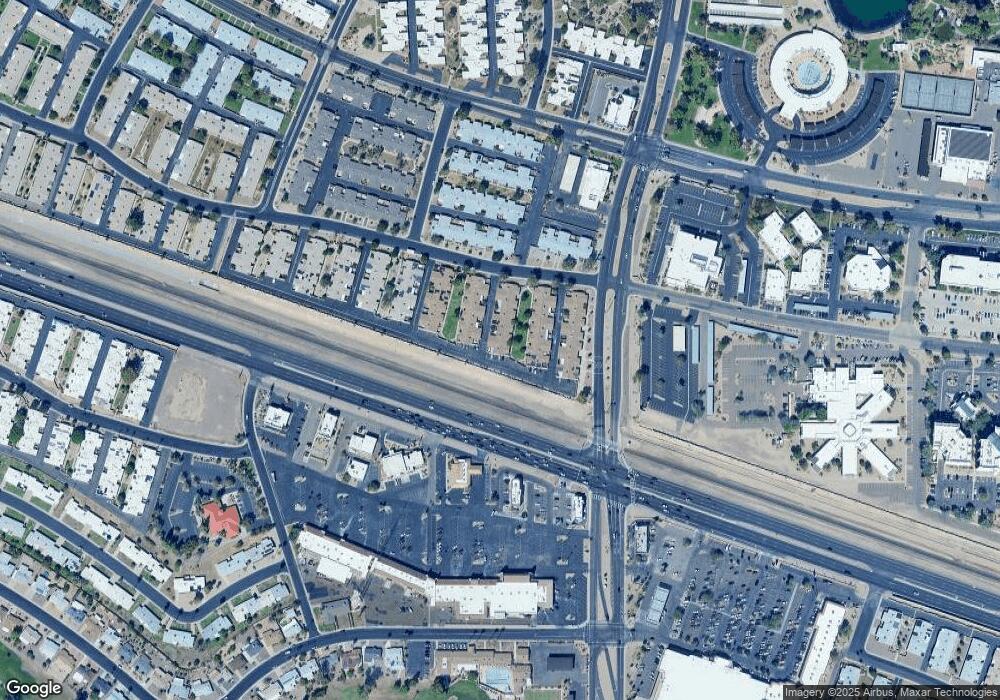 10715 W Santa fe Dr, Sun City, AZ 85351 - photo 1