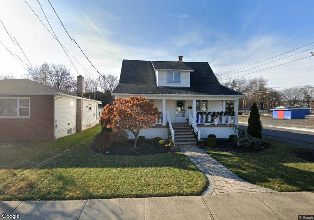 200 Elm St, Dupont, PA 18641 - photo 1