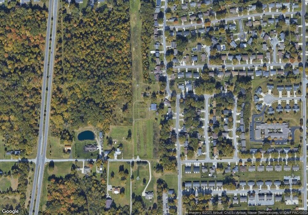 3050 Spring View Dr, Lima, OH 45805 - photo 1