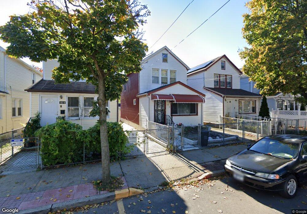 15216 119th Ave, Jamaica, NY 11434 - photo 1