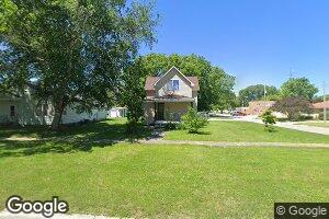 802 1st St SW, Clarion, IA 50525