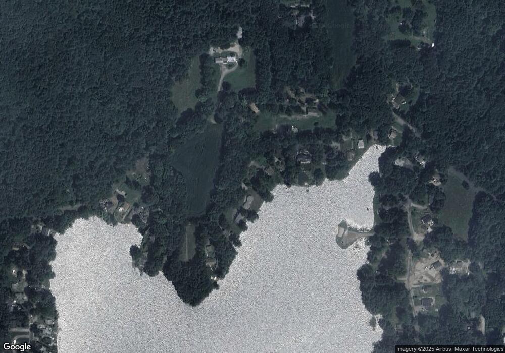 32 Lake View Dr, Woodstock, CT 06281 - photo 1