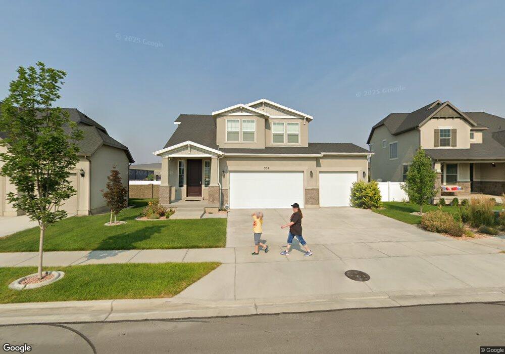 357 N Maple Shade Ln, Lindon, UT 84042 - photo 1