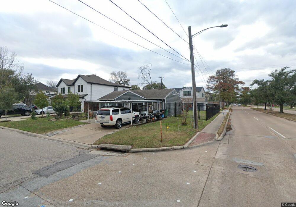 1564 Cheshire Ln, Houston, TX 77018 - photo 1