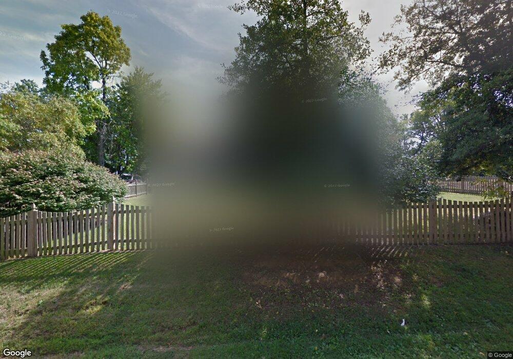 2219 Stokes Ln, Alexandria, VA 22307 - photo 1