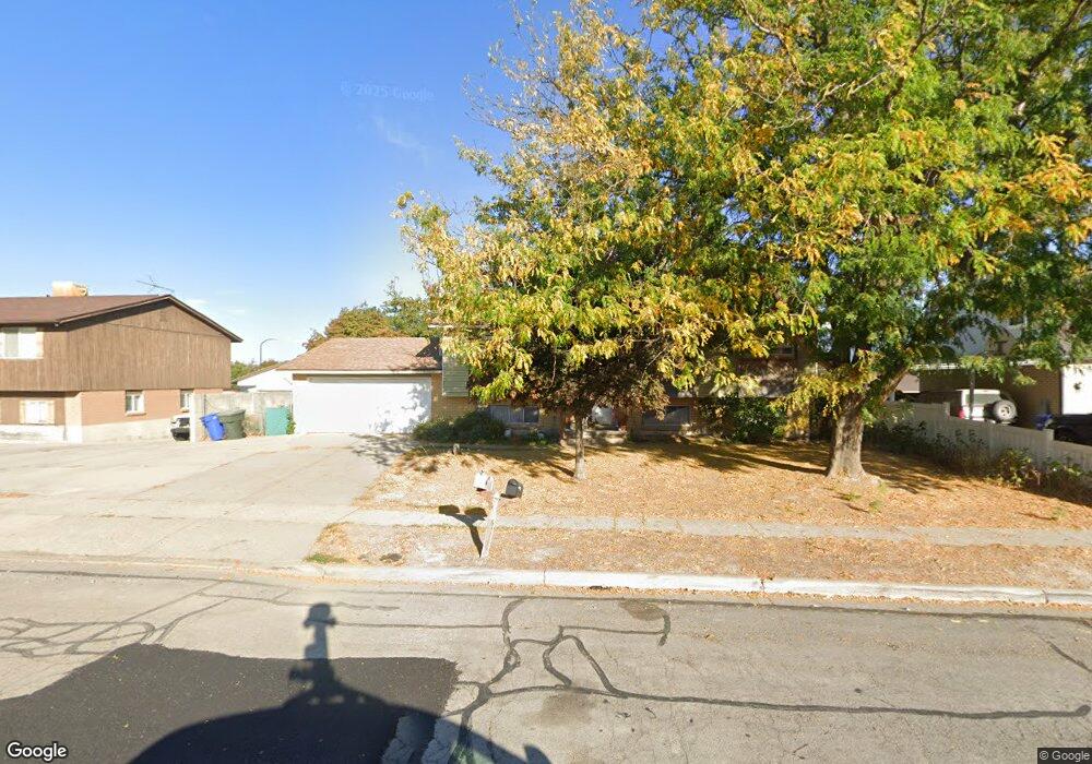 7027 Wood Green Rd, West Jordan, UT 84084 - photo 1