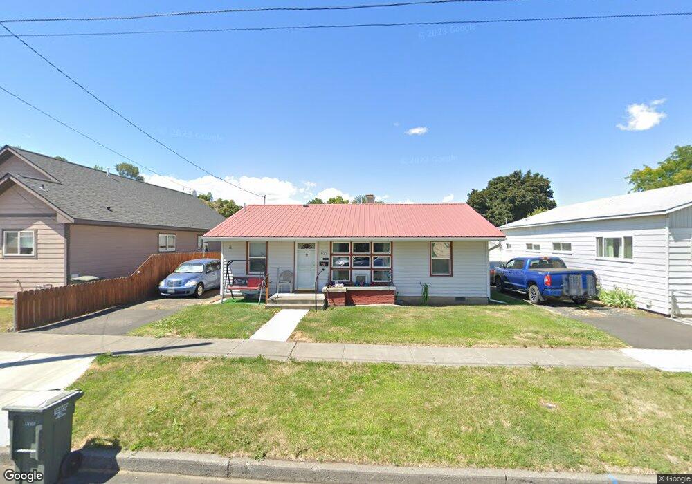 423 SW 16th St, Pendleton, OR 97801 - photo 1