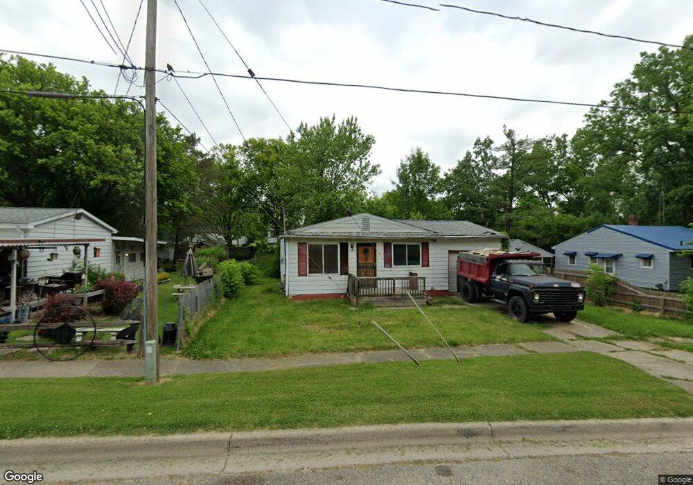 1056 W Princeton Ave, Flint, MI 48505 - photo 1